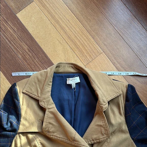 Anthropologie // Harlyn Tan Double-Breasted Trench Coat with Navy Plaid Detail - Picture 12 of 16